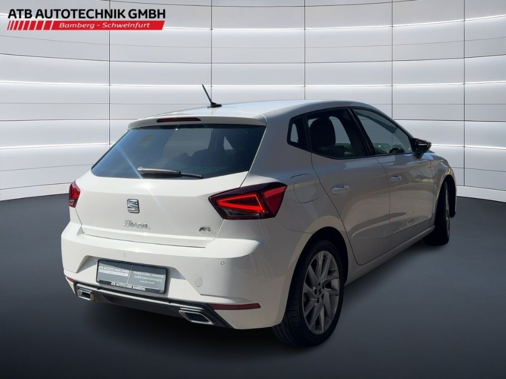 Fahrzeugabbildung SEAT Ibiza FR, Navi, Rückfahrkamera, LED Schweinwerfe