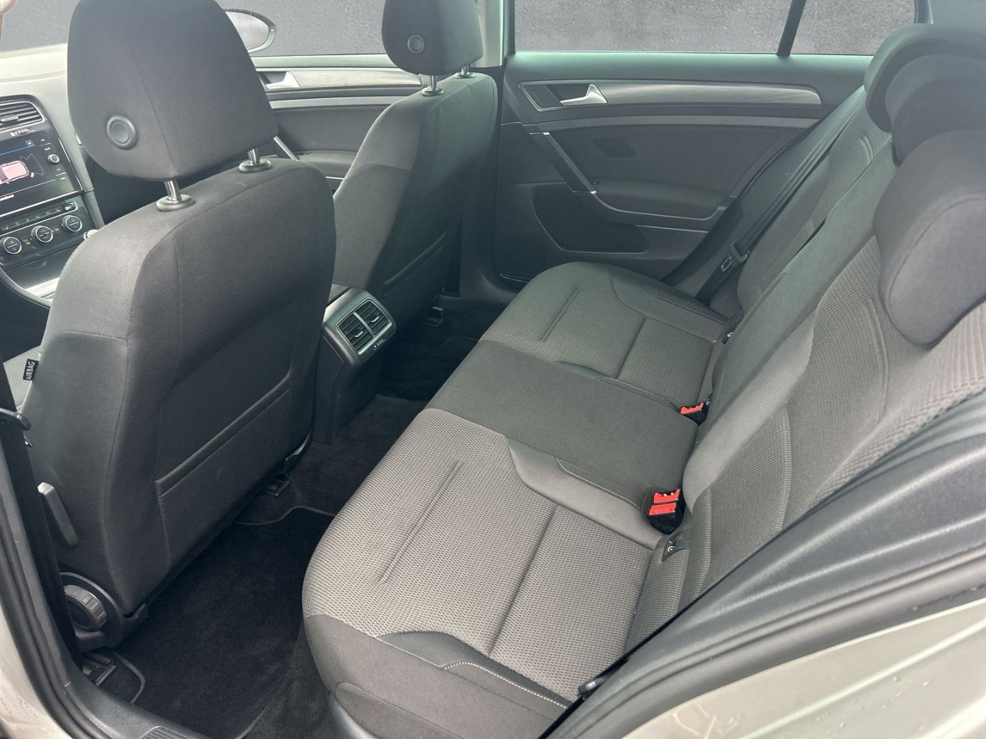 Fahrzeugabbildung Volkswagen Golf VII Comfortline BMT Start-Stopp 1.0 TSI EU6