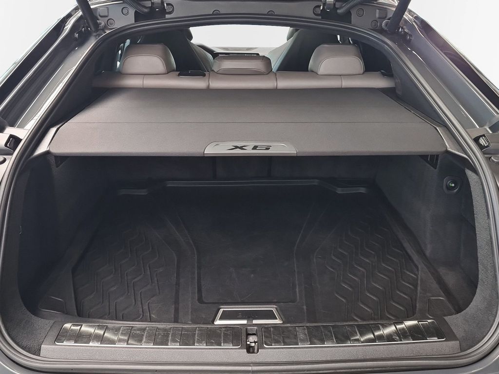 BMW X6 M Competition HK HiFi Massage Gestiksteuerung