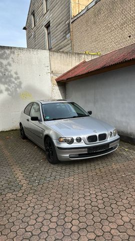 BMW 316i Compact