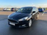 Ford Focus 1,5 TDCi 88kW PowerSh. Titanium Turnie... - mit Diesel-Antrieb: Kombi, Power