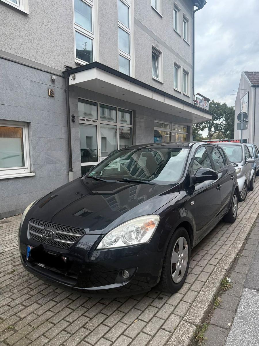 Kia Andere