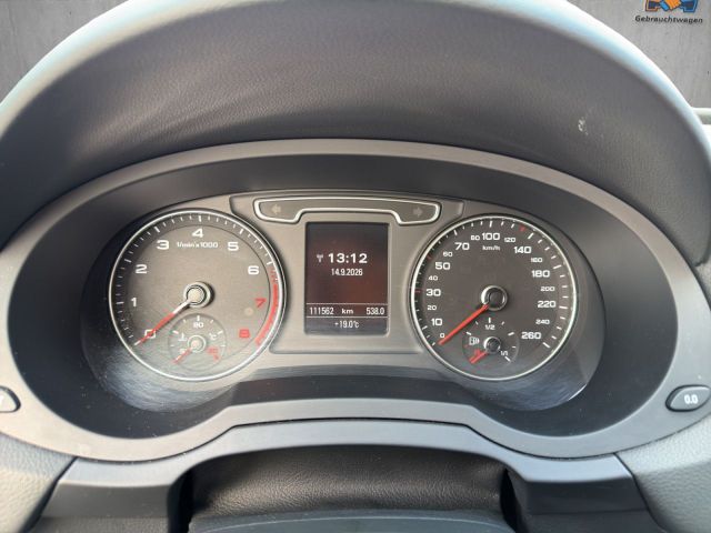 Q3 2.0 TFSI quattro/AHK/Xenon/DSG/PDC Klima