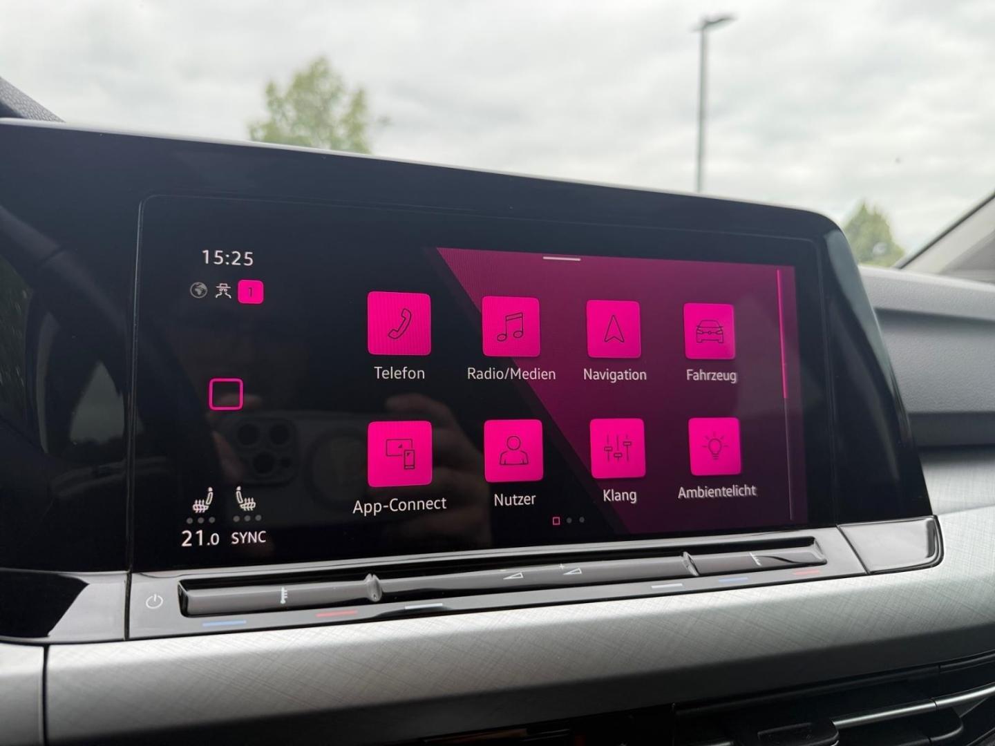 Volkswagen Golf 8 VIII Life 1.0 TSI El. Panodach Navi