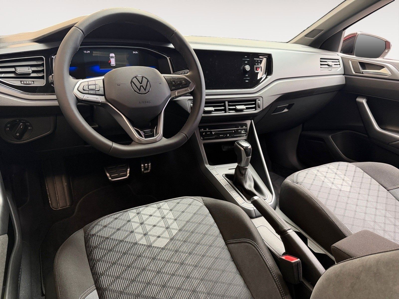 Fahrzeugabbildung Volkswagen Polo 1.0 TSI DSG R-Line ACC, Climatronic, Kamera