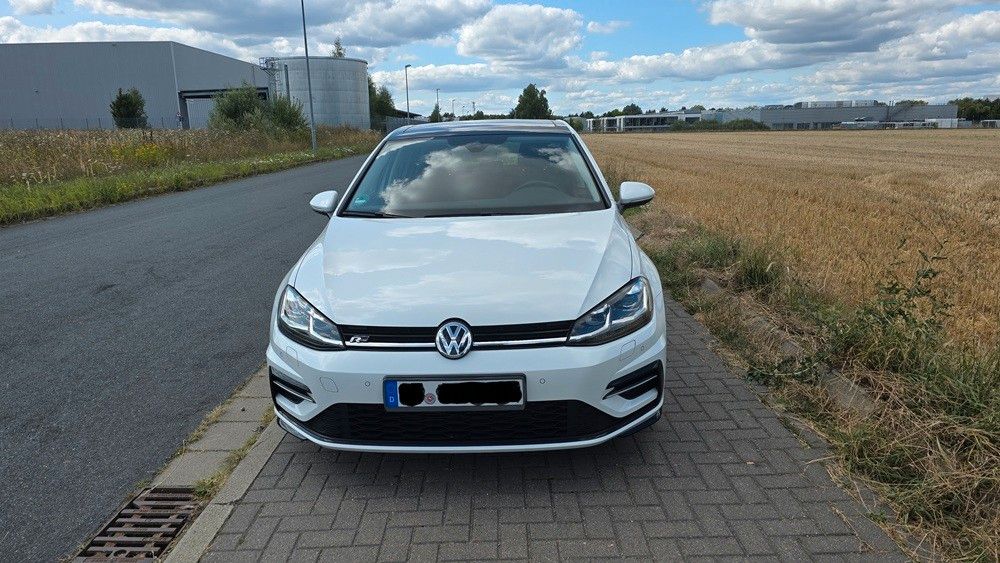 Image of Volkswagen Golf