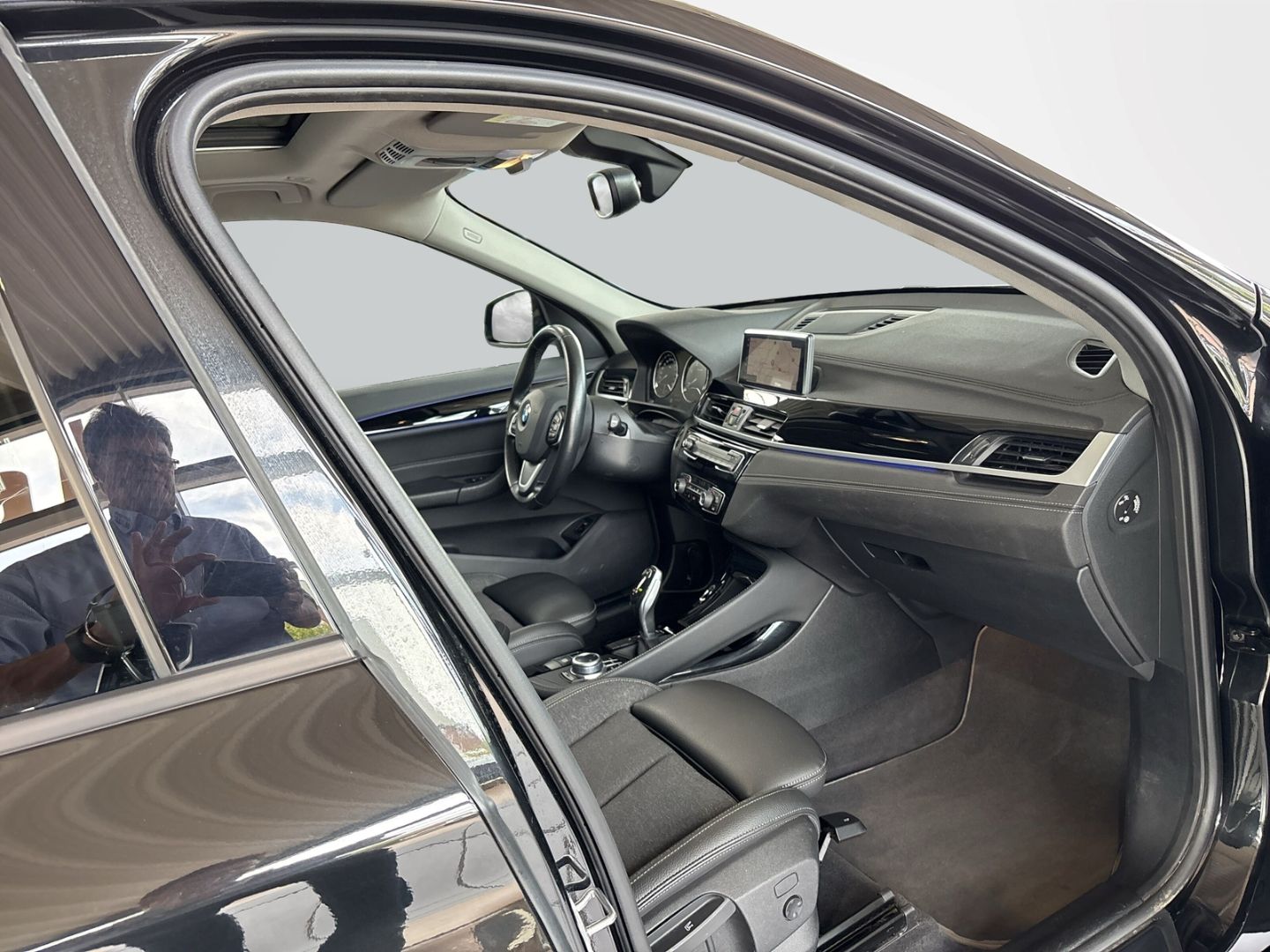 BMW X1 sDrive 18d SportLine+Panodach+LED+HIFI+DAB+ foto 10