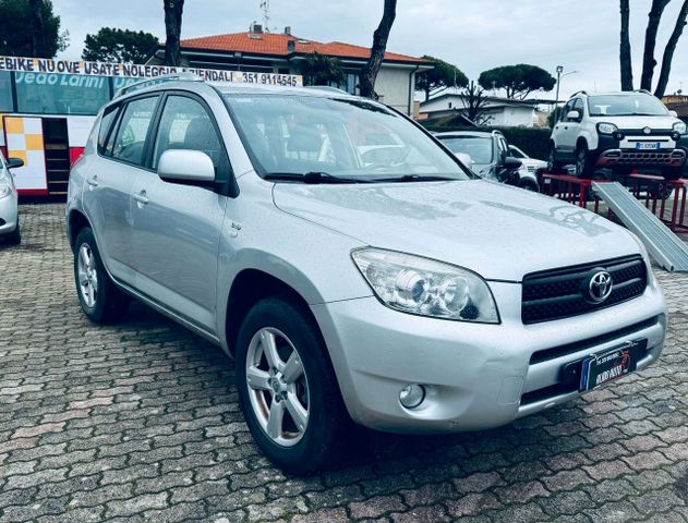 Toyota RAV 4 RAV4 2.2 D-4D 136 CV Sol