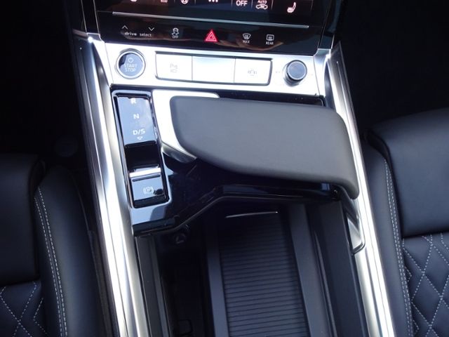 Audi e-tron - Bild 10