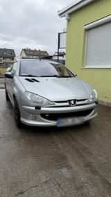 Peugeot 206 CC Cabrio  TÜV bis 07/2026  ... - Peugeot 206 in Karlsruhe