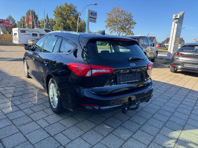 Ford Focus Turnier Titanium