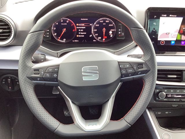 Arona SHZ KAMERA NAVI ACC LED SCHEINWERFER