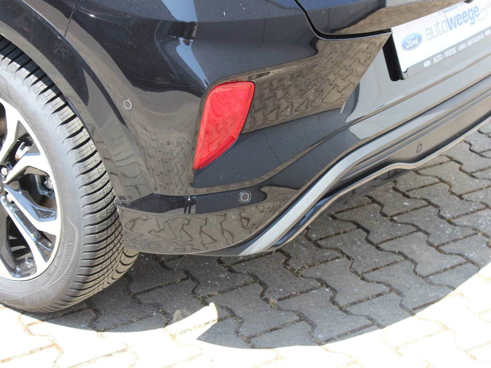 Fahrzeugabbildung Ford Puma ST-Line X 1,0 EcoBoost Mild Hybrid