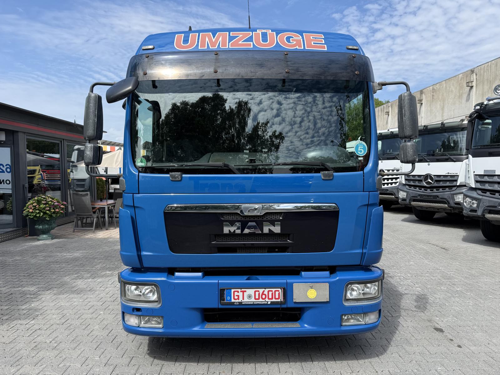 MAN TGL 8.220 / 6 Personen