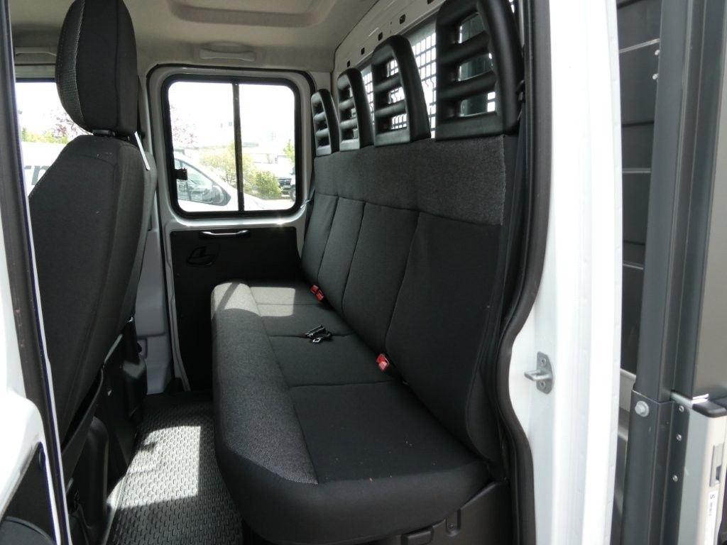 Fahrzeugabbildung Iveco Daily 35S18HD Doppelkabine Standheizung