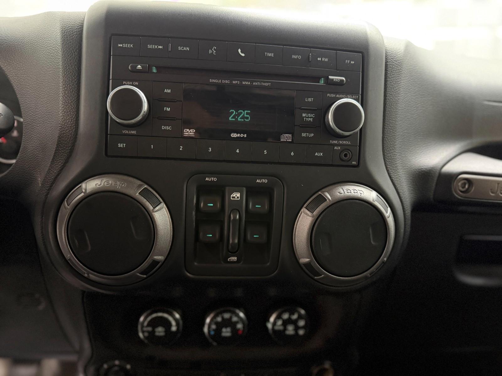 Jeep Wrangler Unlimited 2.8 CRD 200 ch 4x4 BVM / 186 877 km / Commando Green / Hard-Top