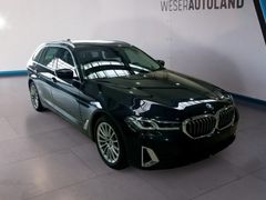 Fahrzeugabbildung BMW 530d Xdrive Luxury AHK+PANO+LASER+LEDER+360+ACC