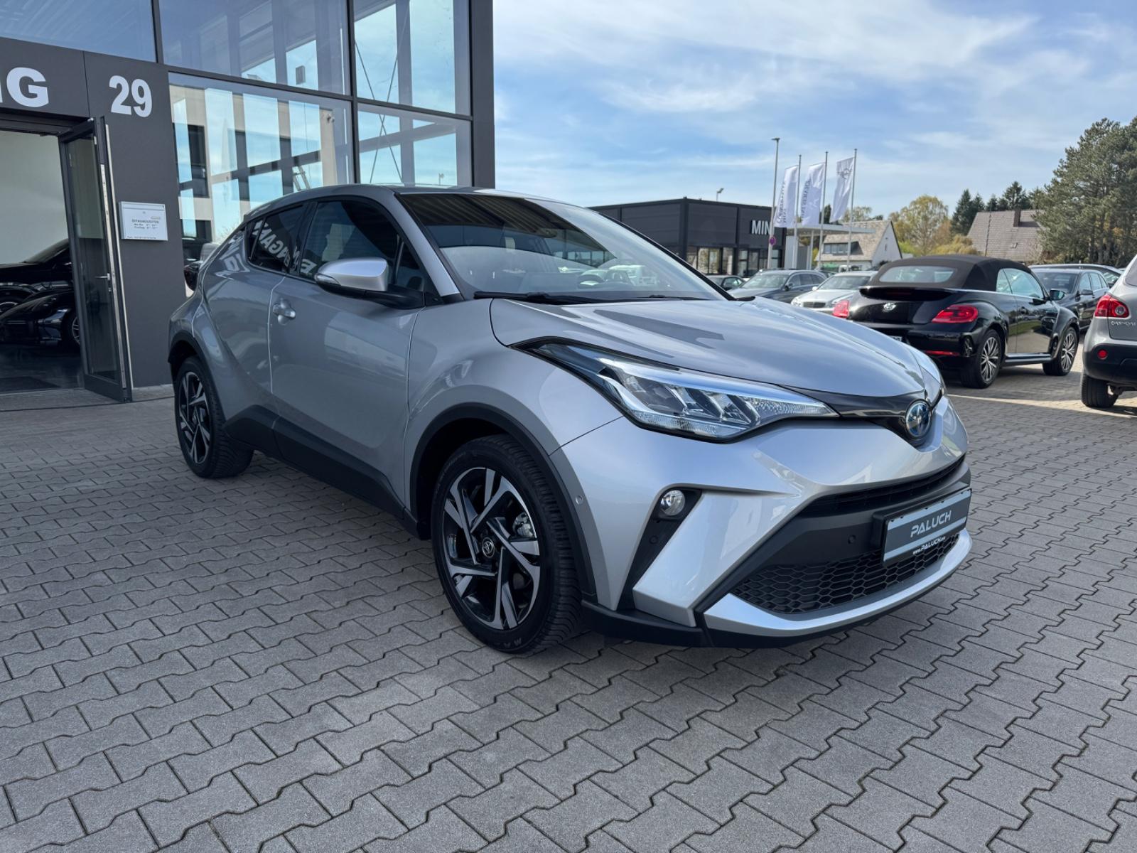 Toyota C-HR Hybrid Team Deutschland Edition