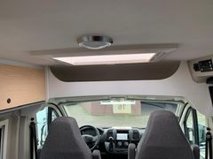 Sunlight Cliff 640 Peugeot