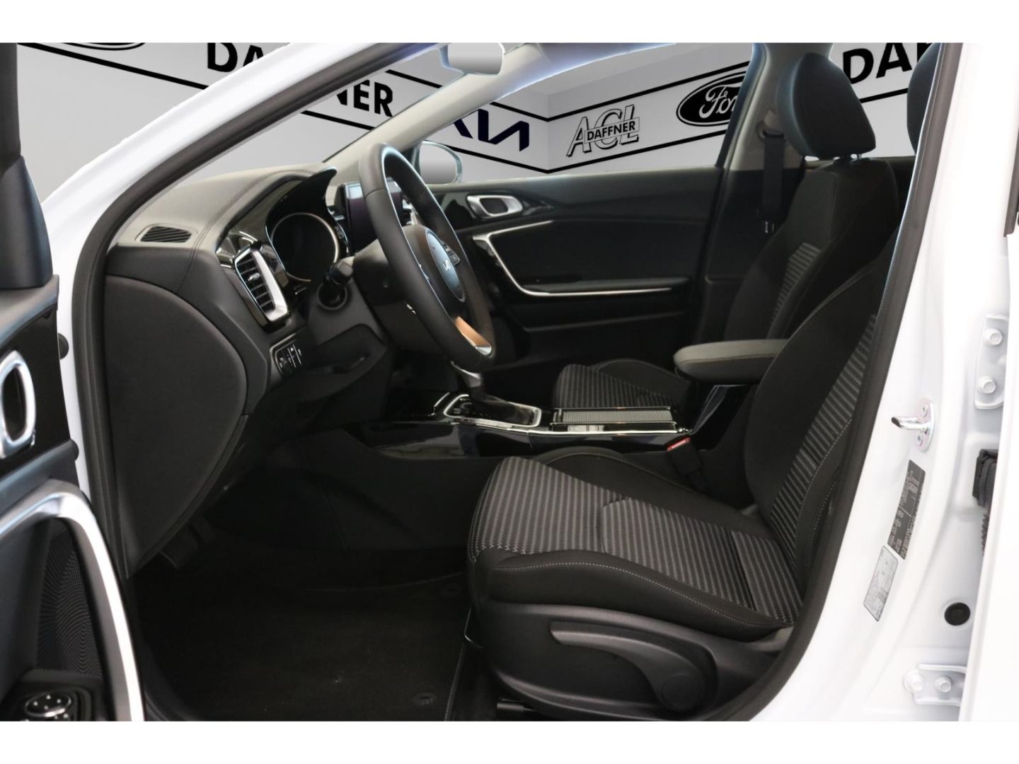 Fahrzeugabbildung Kia Ceed Ultimate Kamera Navi Style-Paket SHZ LED