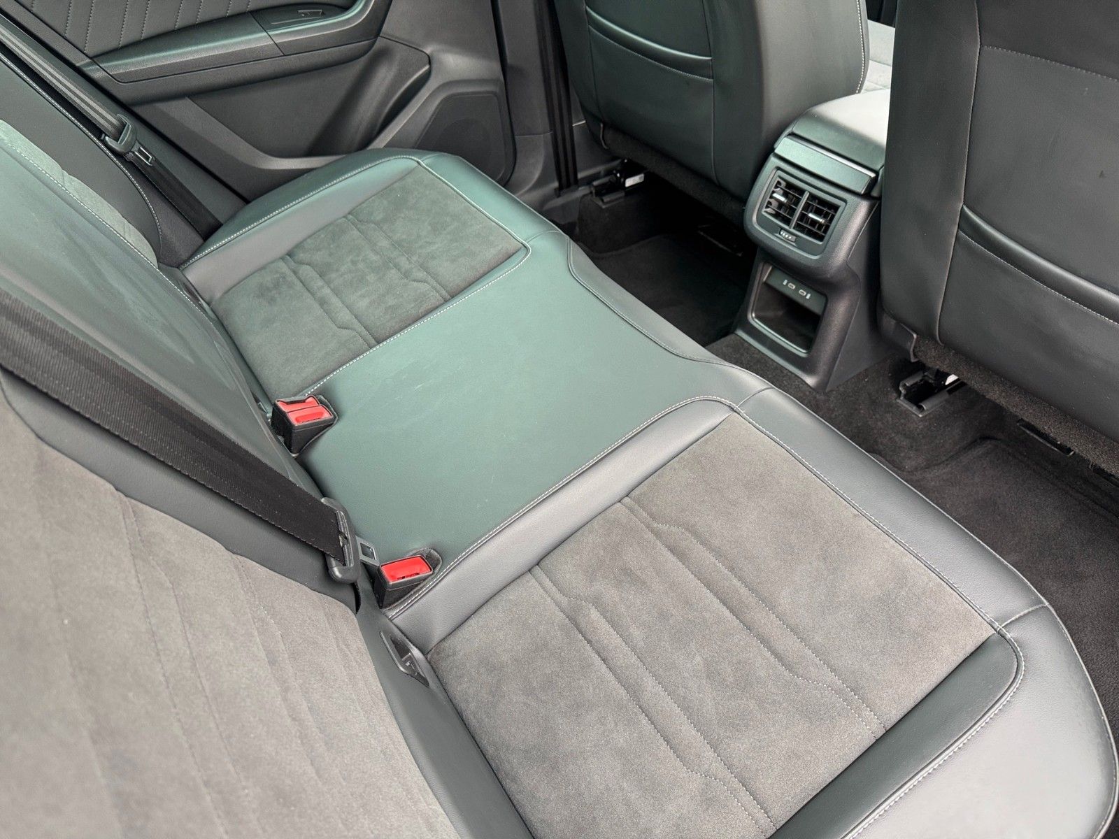 Fahrzeugabbildung SEAT Ateca Xperience 1.5 TSI