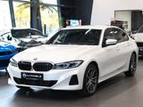 BMW 320i LED*Standhzg*HUD*Memory*Harman Kardon - BMW 320 mit Benzin-Antrieb: Leder, Standheizung