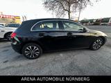 Mercedes-Benz A 180 Automatik*Mbux*Led*Kamera*Teilleder*Assist - Mercedes-Benz A 180 mit Benzin-Antrieb: Automatik