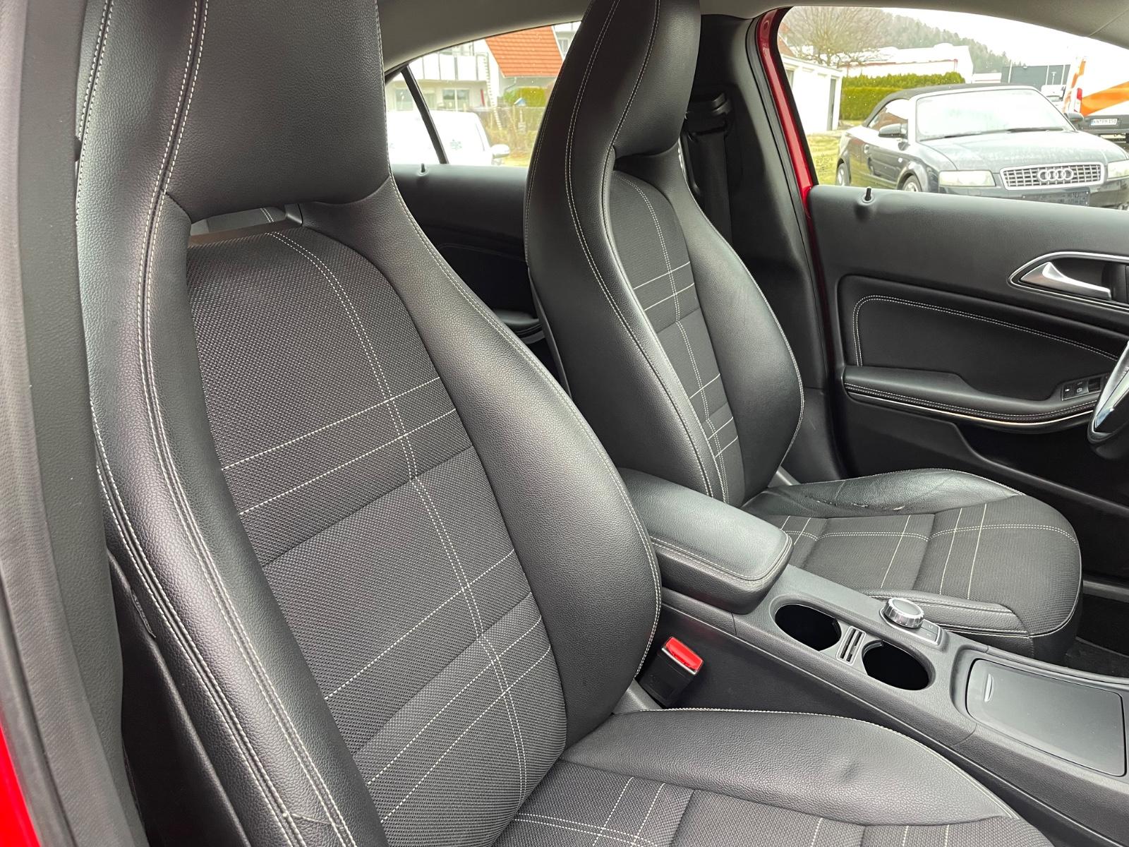 Mercedes-Benz A 250 4Matic AUT/NAVI/XENON/ALU/STANDHEIZUNG/TOP