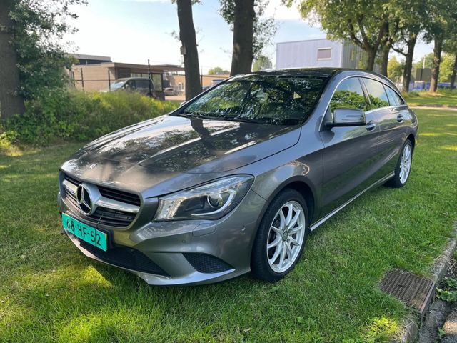 Mercedes-Benz CLA 200 Shooting Brake CDI DUITS nummernschild