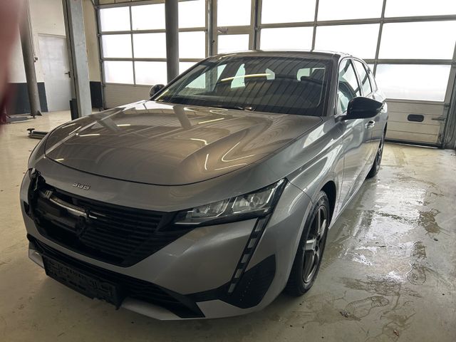 Fahrzeugabbildung Peugeot 308 SW Active Pack Automatikgetriebe