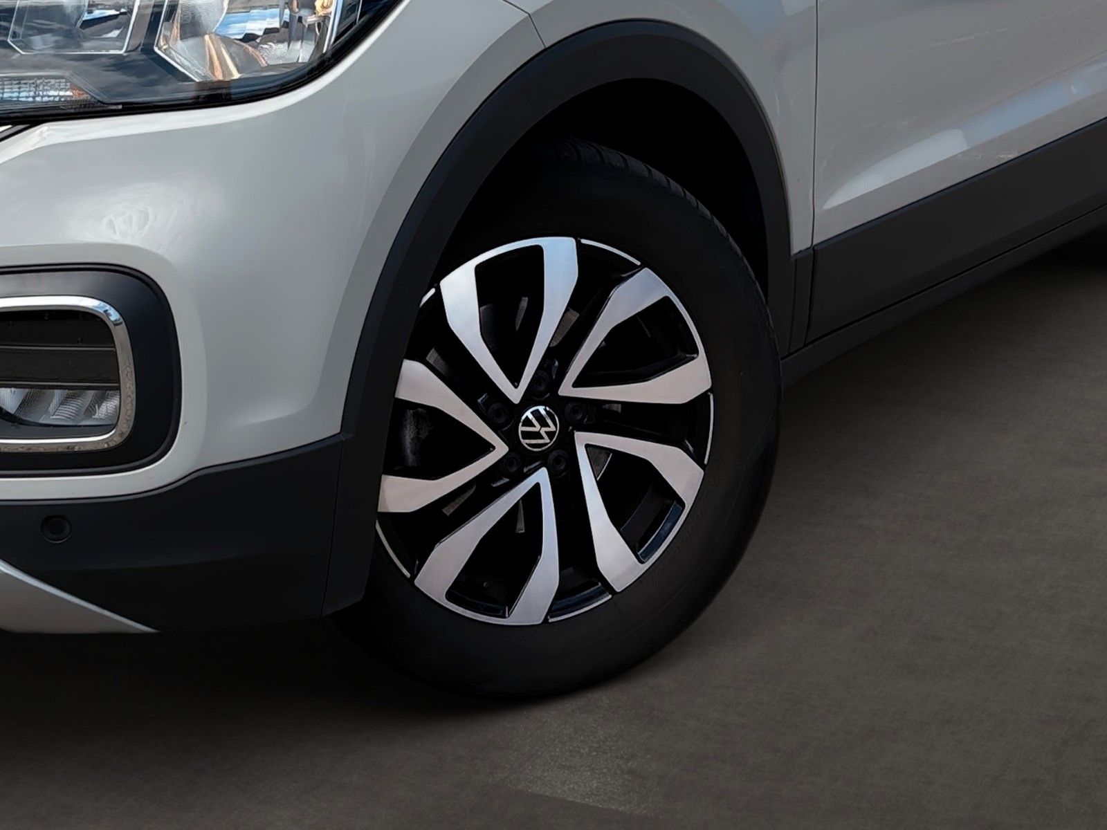 Fahrzeugabbildung Volkswagen T-Cross Active *Anhängerkupplung*