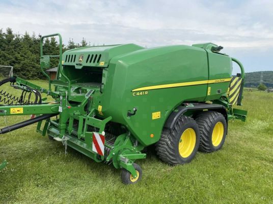 John Deere C441R Kombipresse