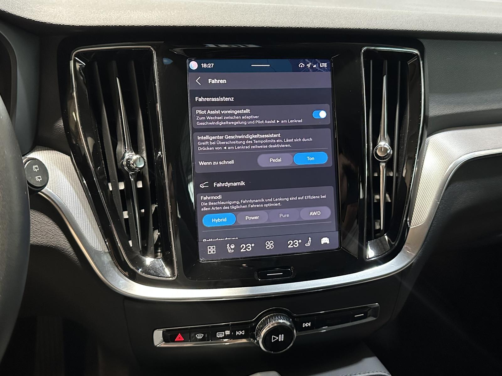 Volvo V60 Plus Dark Plug-In Leder R.Cam Memory AHK AWD, миниатюра 27