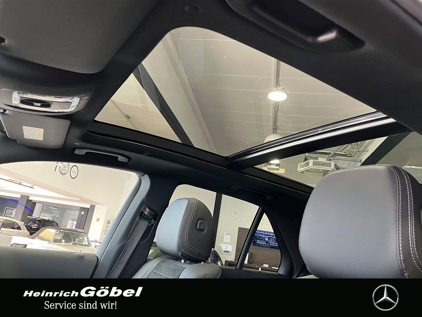 Fahrzeugabbildung Mercedes-Benz GLE 450 d AMG+PANO+NIGHT+AHK+AIRMATIC+360°+CARPL