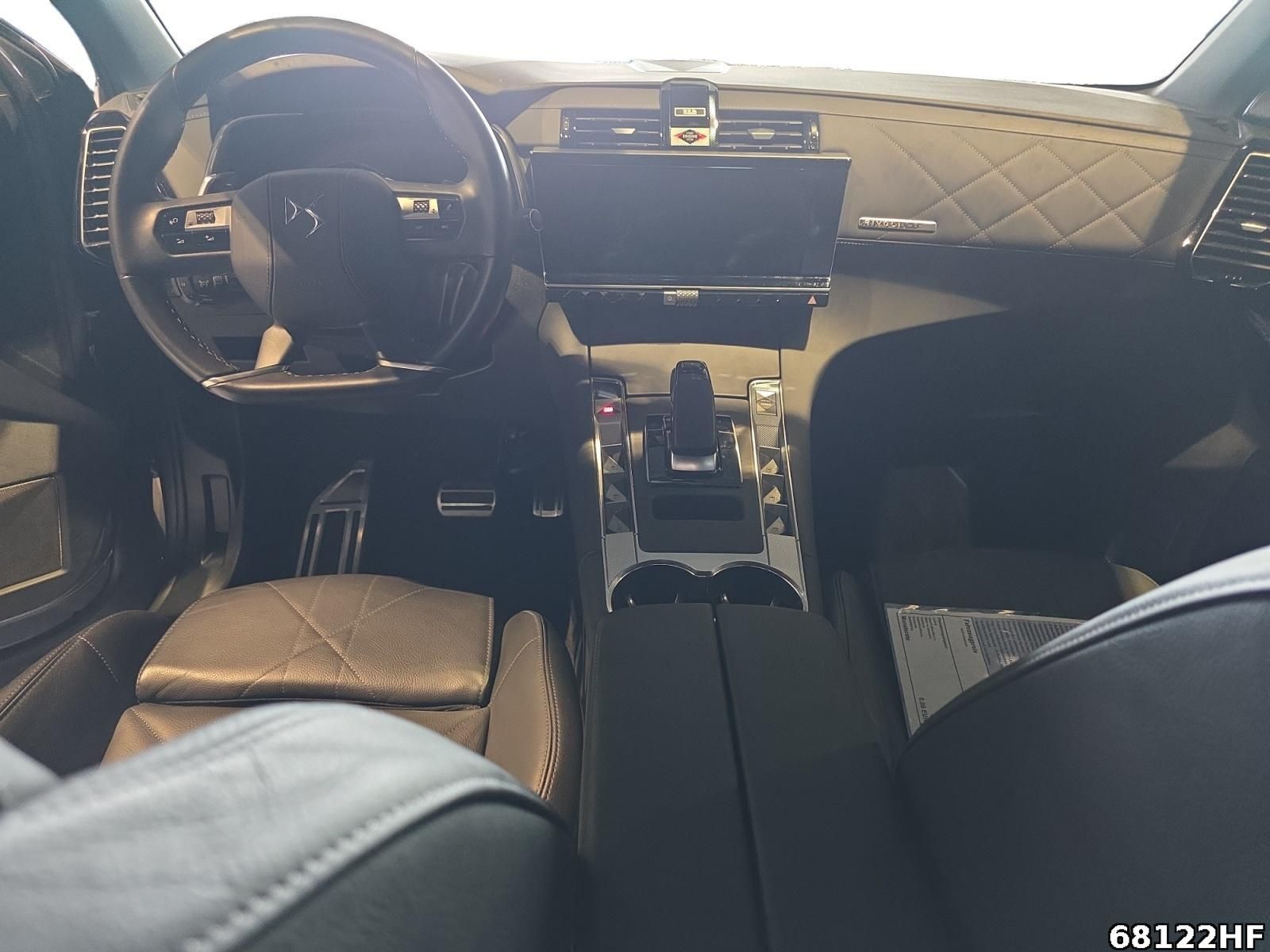 Fahrzeugabbildung DS Automobiles DS7 Crossback E-Tense 300 Rivoli +FOCAL+LED+