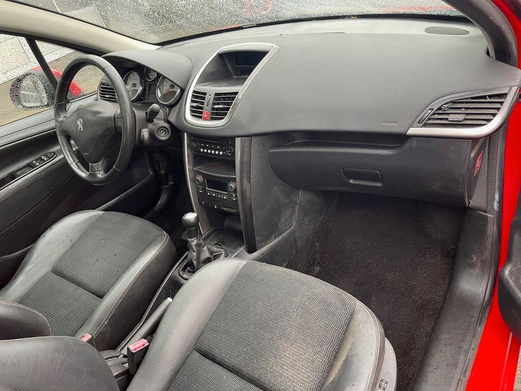 Peugeot 207 2012 — photo 6