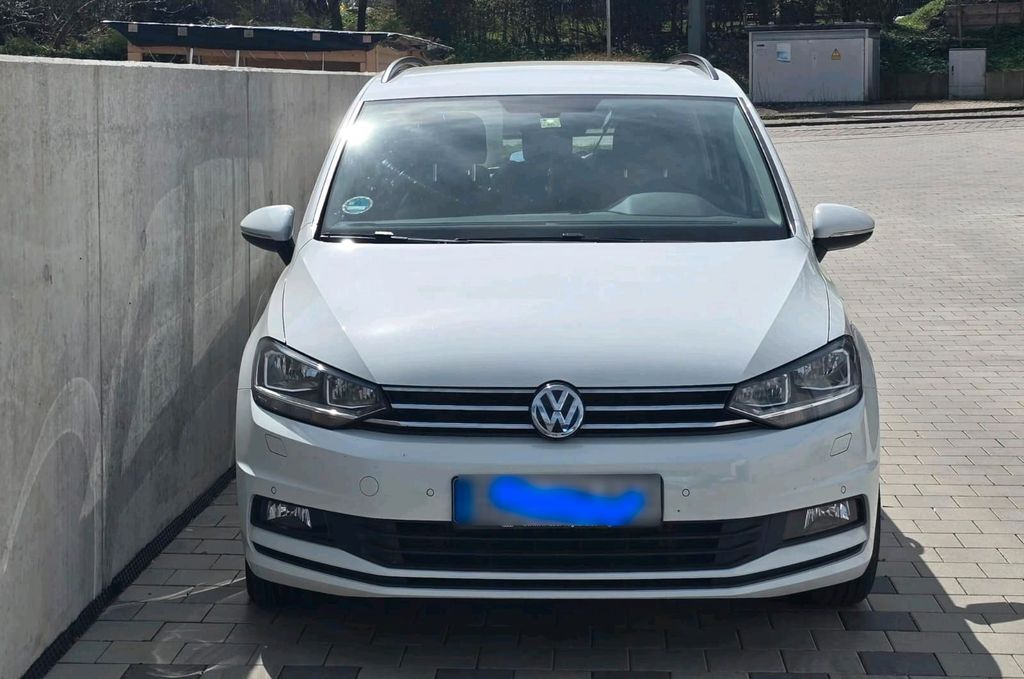 Image of Volkswagen Touran