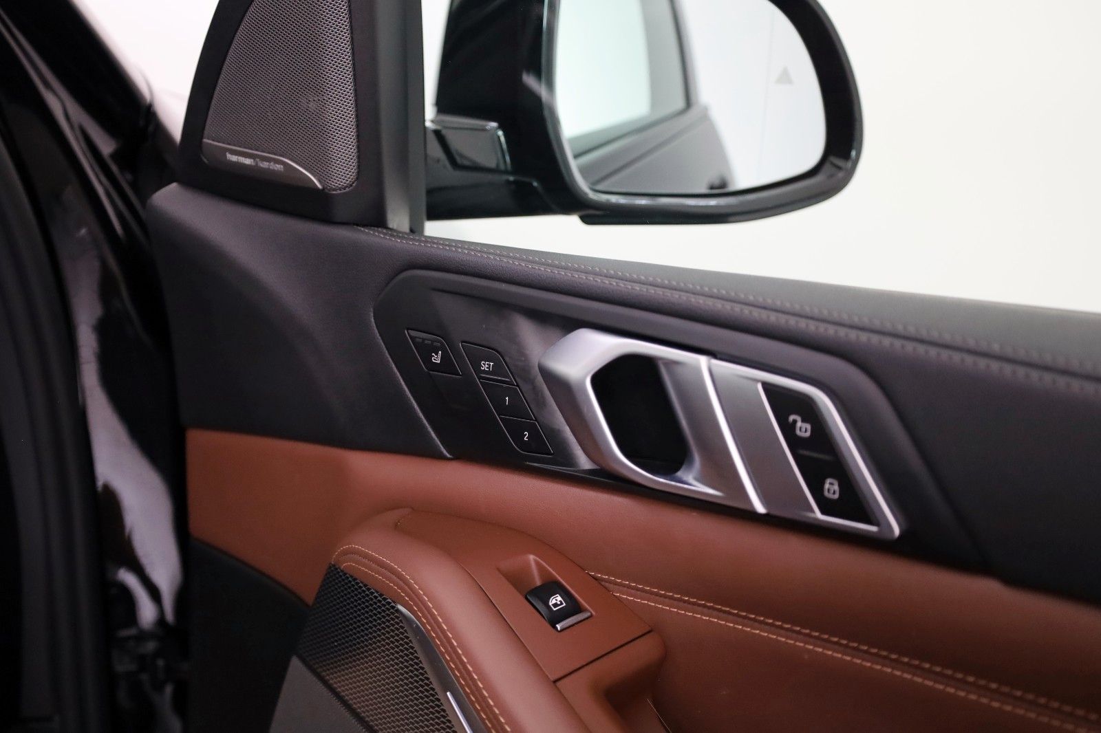 Fahrzeugabbildung BMW X5 M50 d,Panorama,Laser,Soft-Close,HUD, Air-Pak.