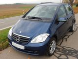 Mercedes-Benz A 150 - Classic,Klima,SHZ,4.Hd.,lotusblau - Mercedes-Benz aus 2009: C Class