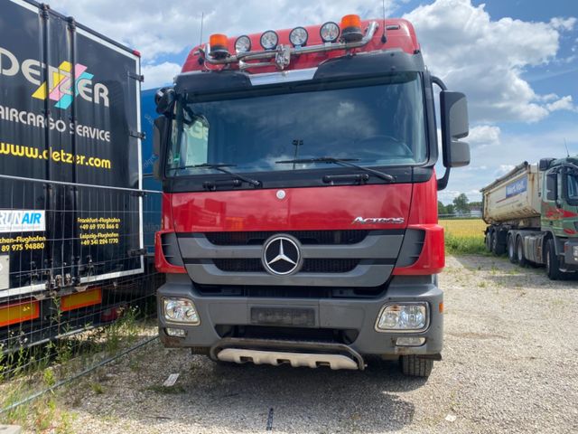 Mercedes-Benz Actros 2744