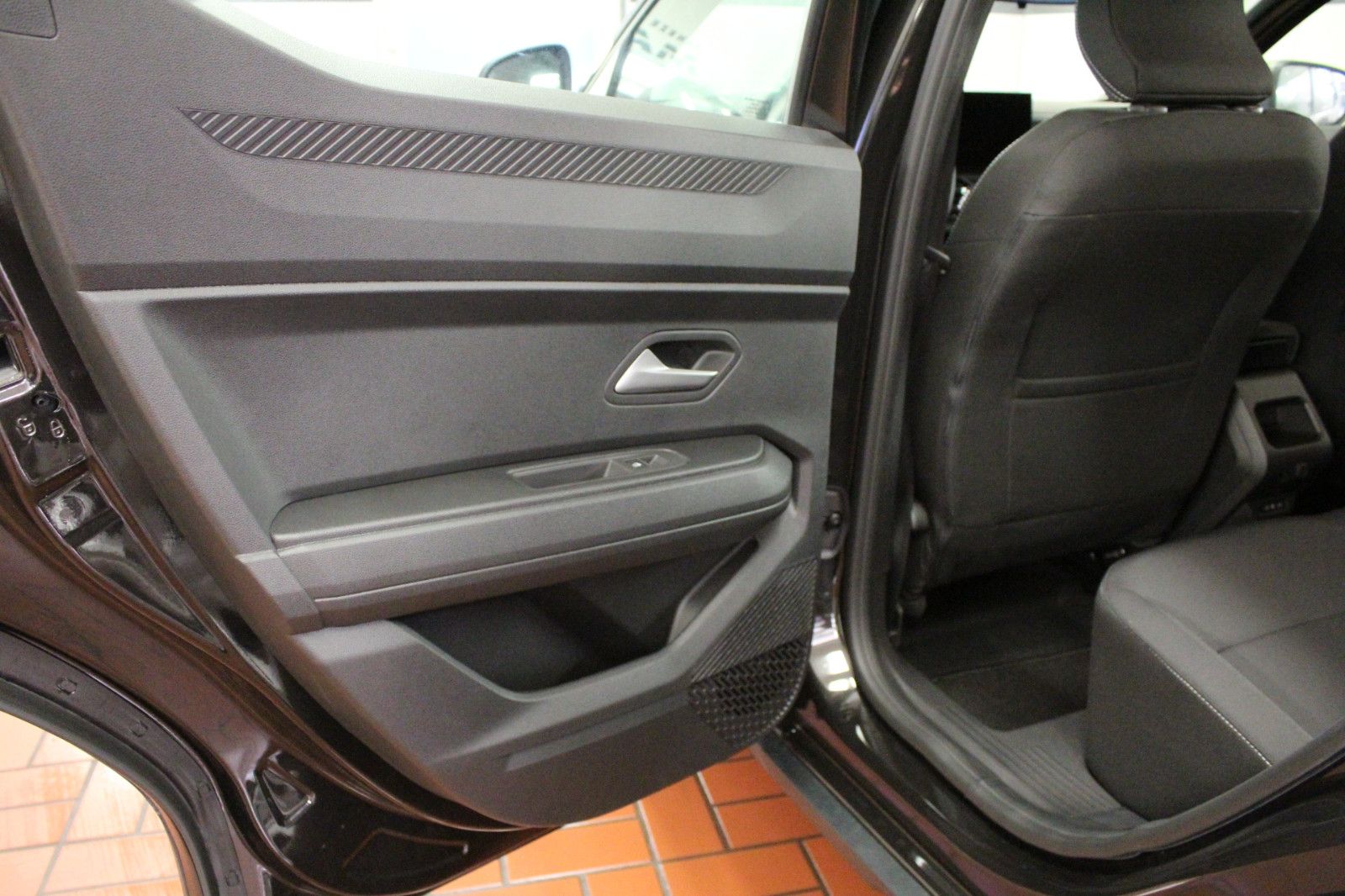 Fahrzeugabbildung Dacia Duster mild hybrid 140 Expression*Winterp.*MY 26