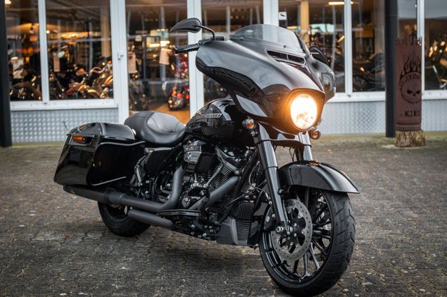 Fahrzeugabbildung Harley-Davidson STREET GLIDE SPECIAL 114 FLHXS - JEKILL&HYDE