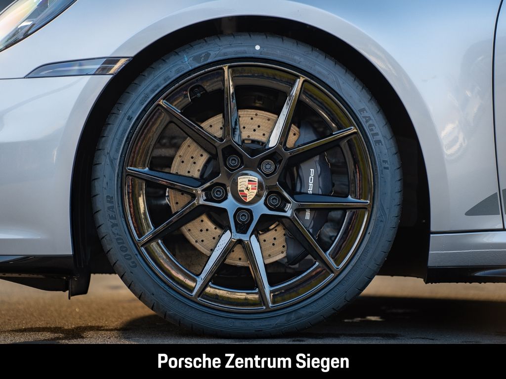 Porsche 992 -2 (911) Carrera T Cabriolet