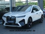 BMW iX xDrive50 Sportpak.AHK°LASER°PANO°22"-Massage - gebrauchte BMW Pickups