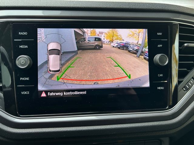 Fahrzeugabbildung Volkswagen T-Roc IQ.DRIVE 4Motion Autom.+AHK+CarPlay+LED+