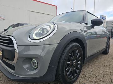 Bild 7 MINI One 1.5 LED Mehrzonenklima Fahrerprofil Ambiente
