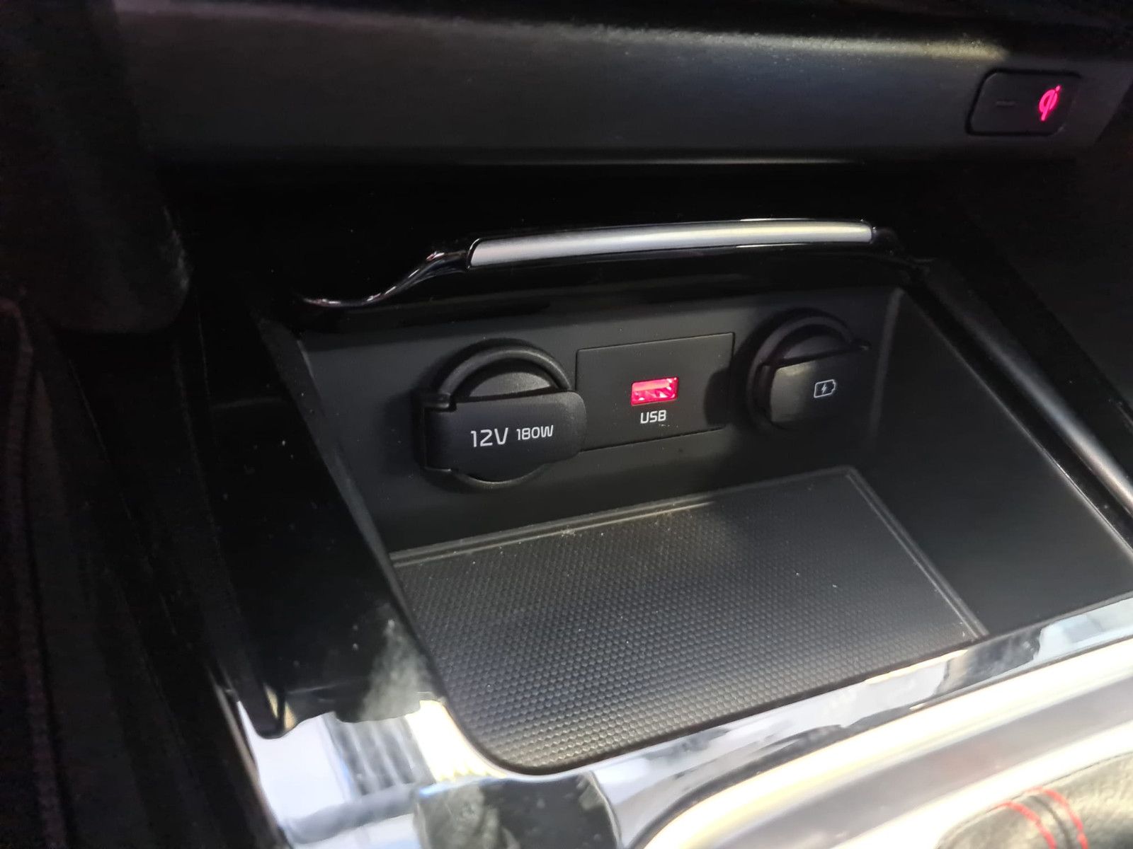 Fahrzeugabbildung Kia pro cee'd / ProCeed / LED / NAVI / KAMERA/1.HAND