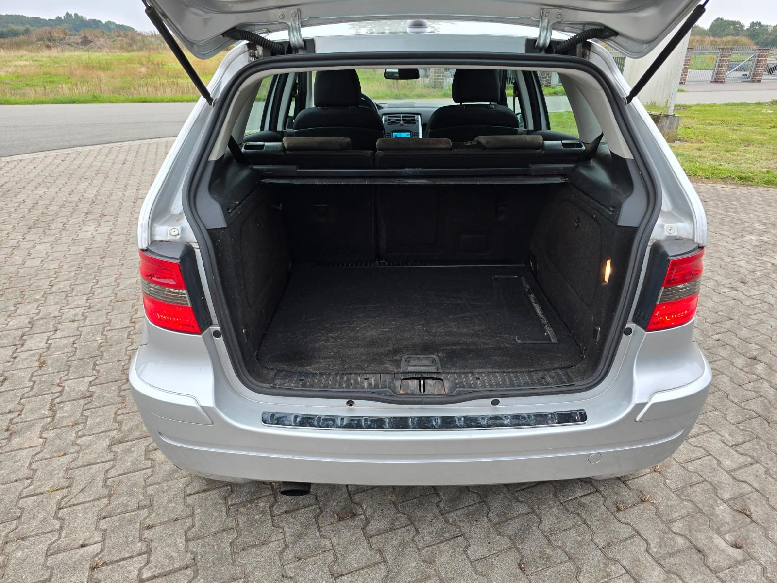 Mercedes-Benz B170 2007 — photo 10