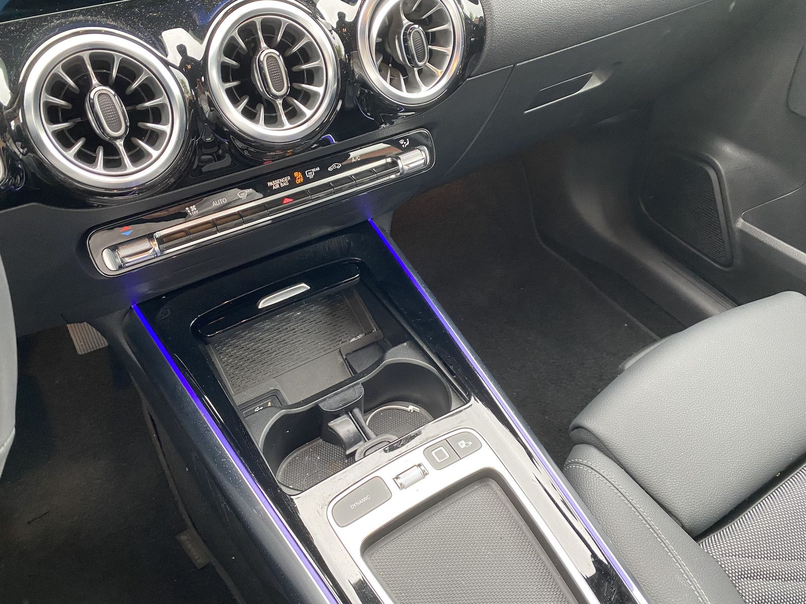 Fahrzeugabbildung Mercedes-Benz GLA 250 4M Progressive Advanced+/