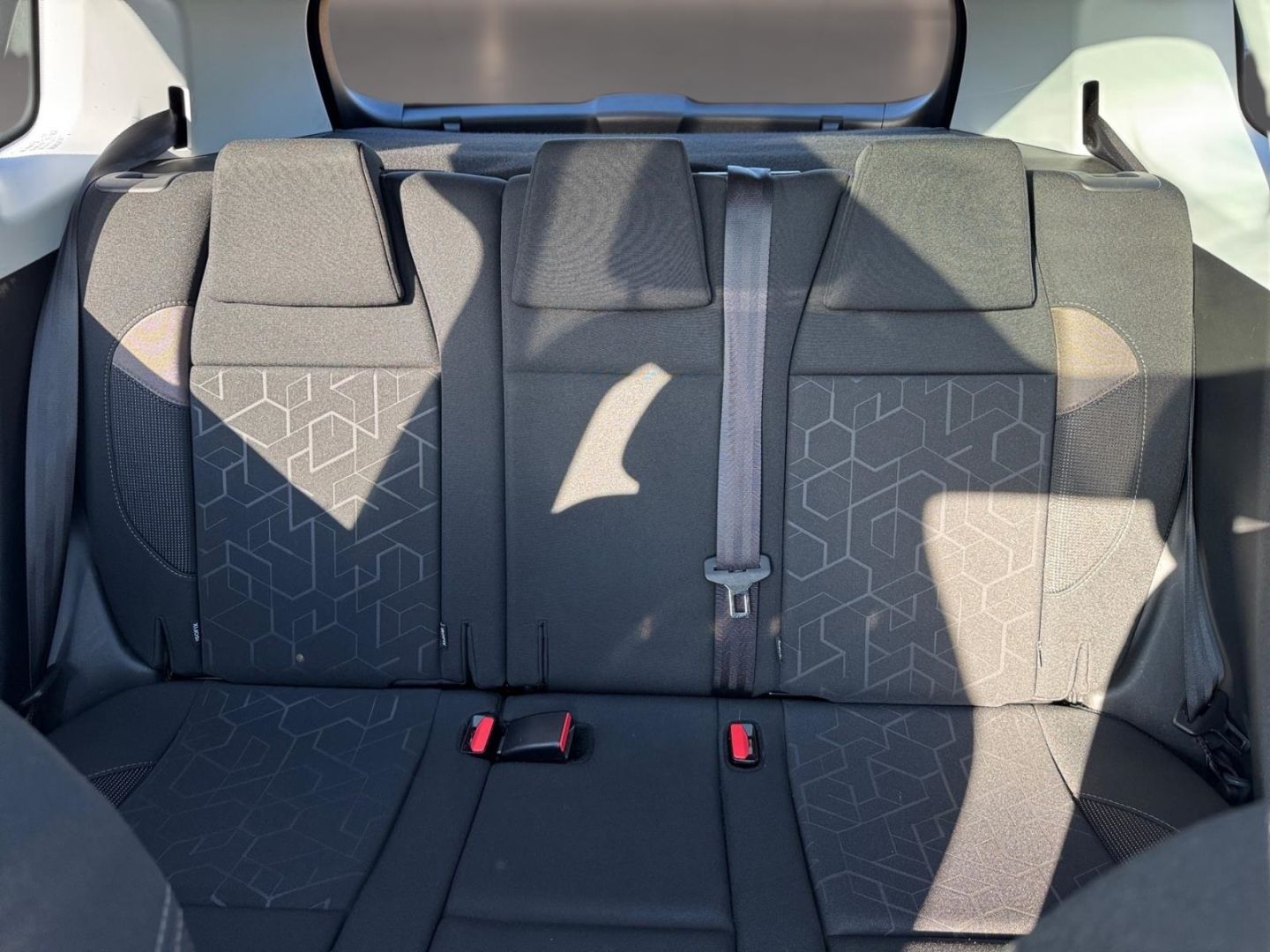 Fahrzeugabbildung Peugeot 2008 Style, AHK,Sitzheizung,PDC,Alus,Pano-Dach P